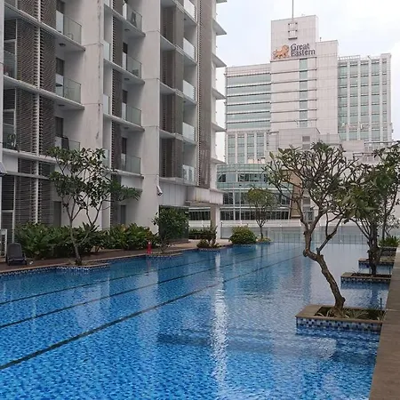Cozy M Suites Android Box, Pool And City Area